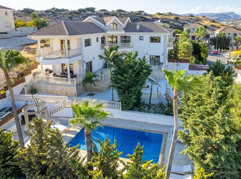 Willa 6 pokojów  w Mouttagiaka, Cypr