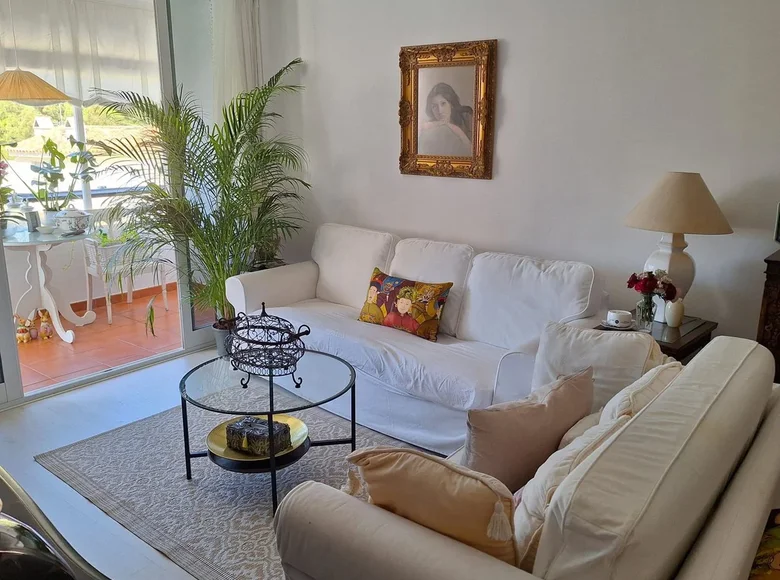 Mieszkanie 3 pokoi 115 m² Marbella, Hiszpania