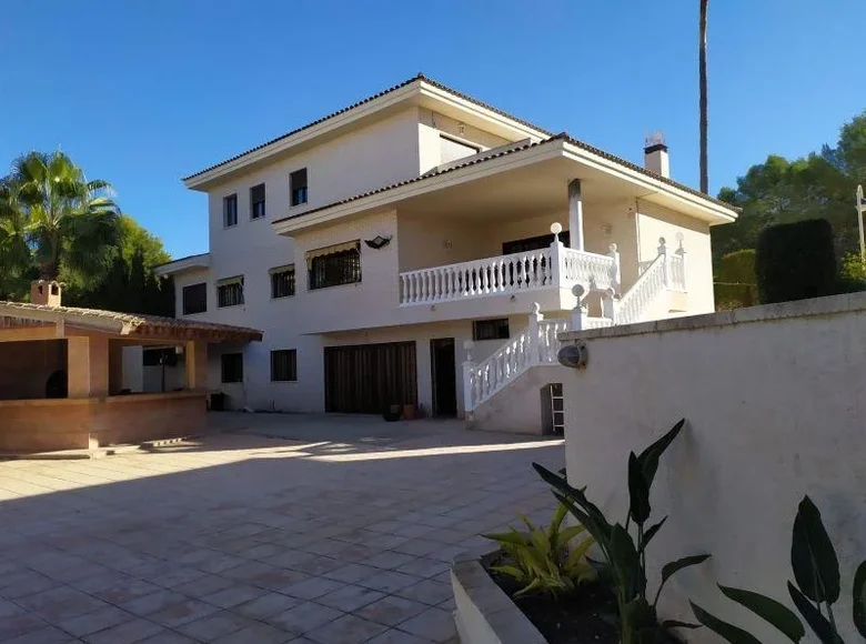 6 bedroom villa 390 m² Benidorm, Spain