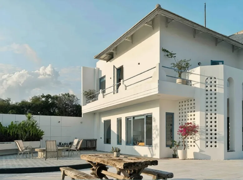 Вилла 4 спальни 425 м² Беноа, Индонезия