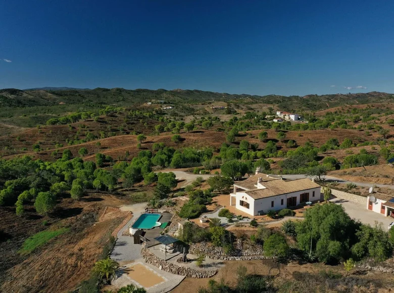 Villa de tres dormitorios 184 m² Sao Bartolomeu de Messines, Portugal