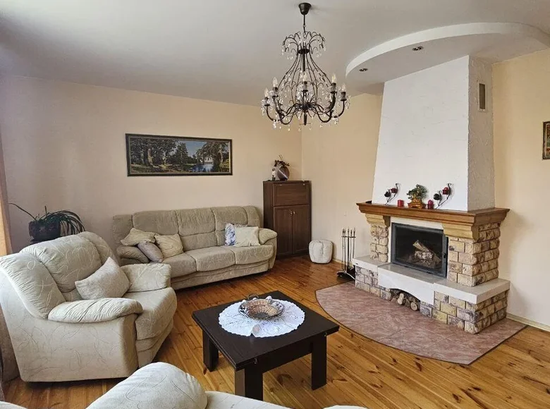 Cottage 333 m² Astrashitskagaradokski rural council, Belarus