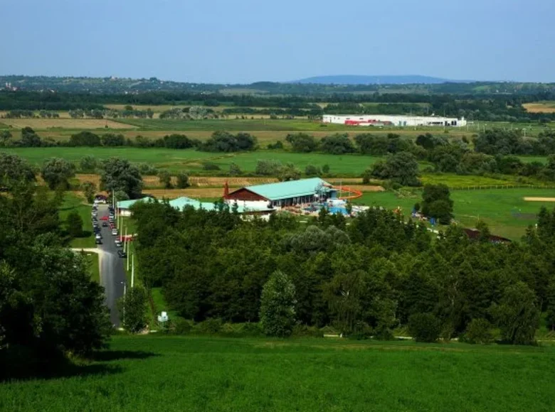 PREMIUM INVESTMENT OPPORTUNITY NEXT TO THE ZALASZENTGRÓT THERMAL BATH IN HUNGARY,NEAR AUSTRIA BORDER