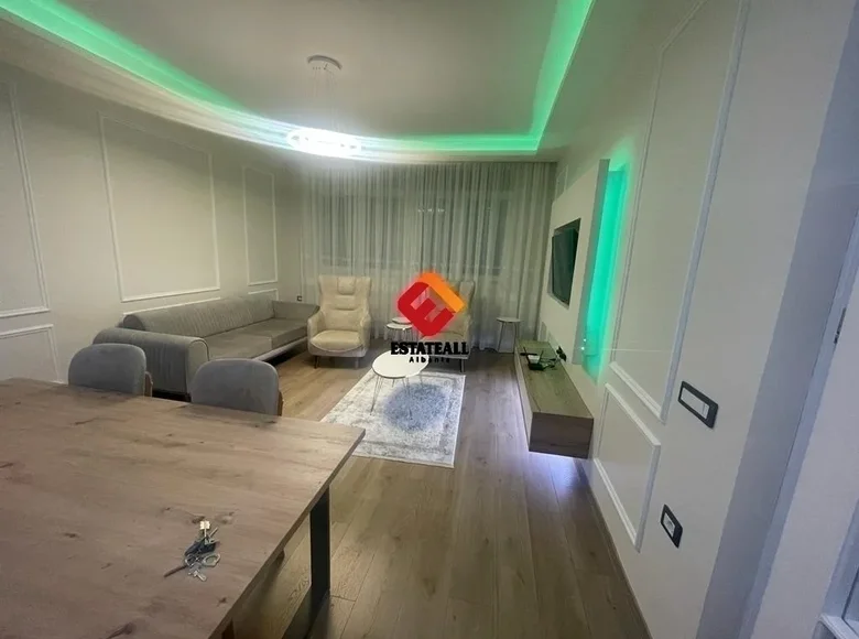 Apartment 110 m² in Bashkia Vlore, Albania