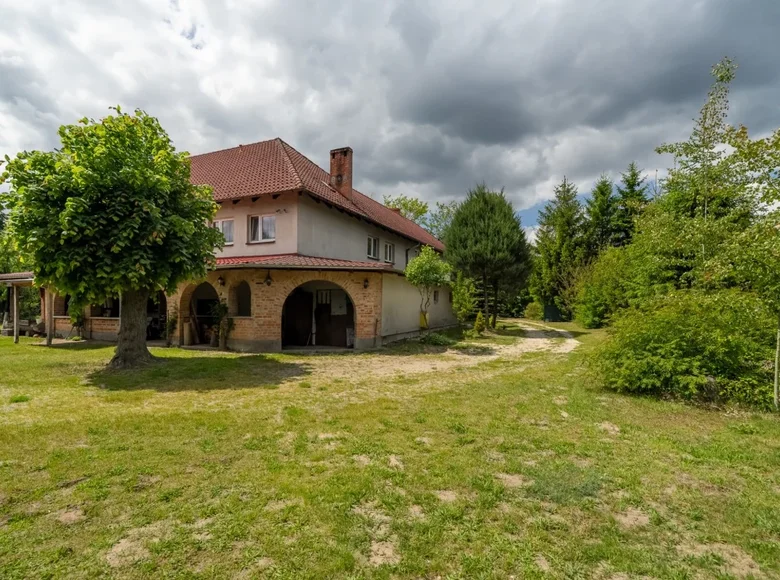 Dom 400 m² Lomnica, Polska