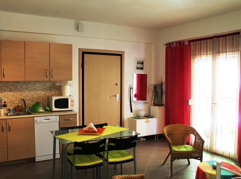 Mieszkanie 2 pokoi 50 m² Pefkochori, Grecja