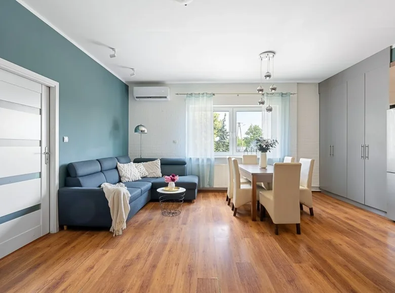 4 room apartment 77 m² Bieganowo, Poland