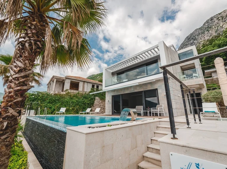Willa 3 pokoi 450 m², Czarnogóra