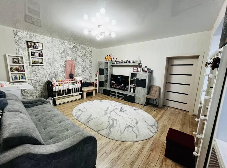 Mieszkanie 3 pokoi 70 m² Baranowicze, Białoruś