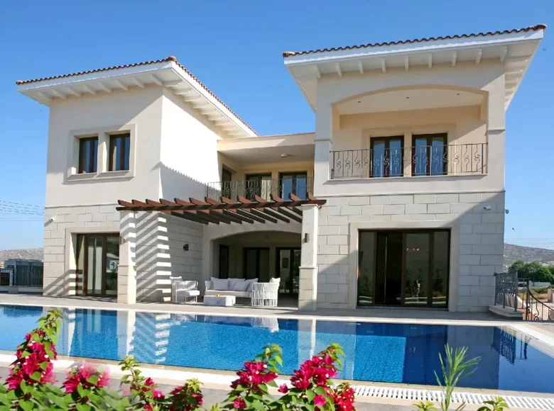 5 bedroom house  Mouttagiaka, Cyprus