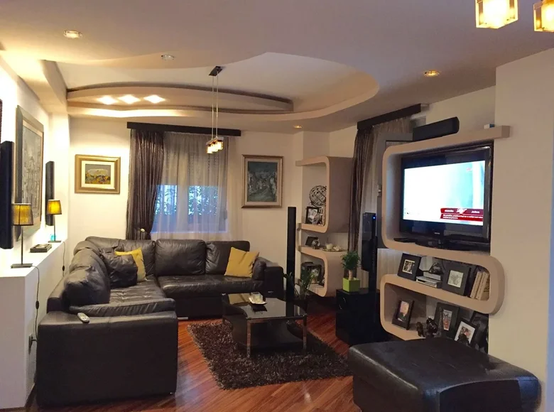 Квартира 3 спальни 85 м² Подгорица, Черногория