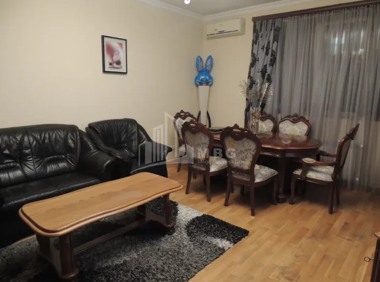 Mieszkanie 3 pokoi 98 m² Tbilisi, Gruzja