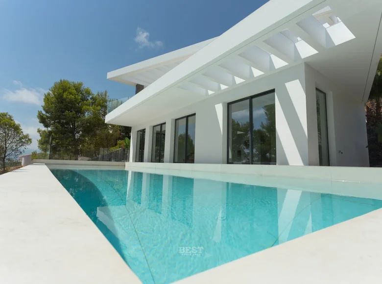 4 bedroom Villa 560 m² Altea, Spain