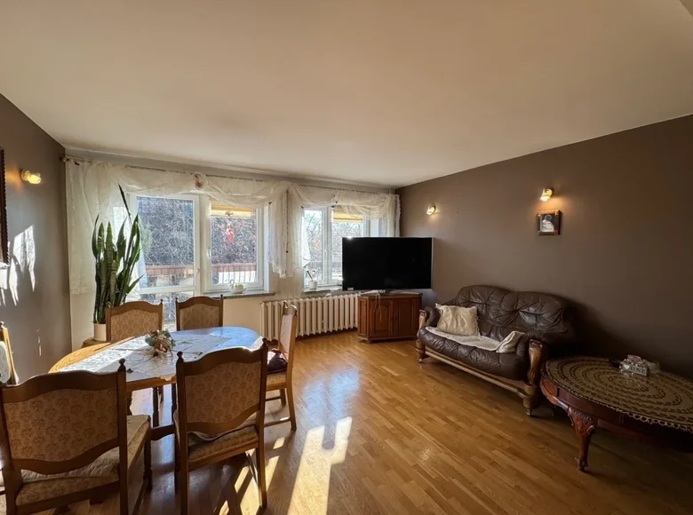 3 room apartment 72 m² in Lodz, Poland