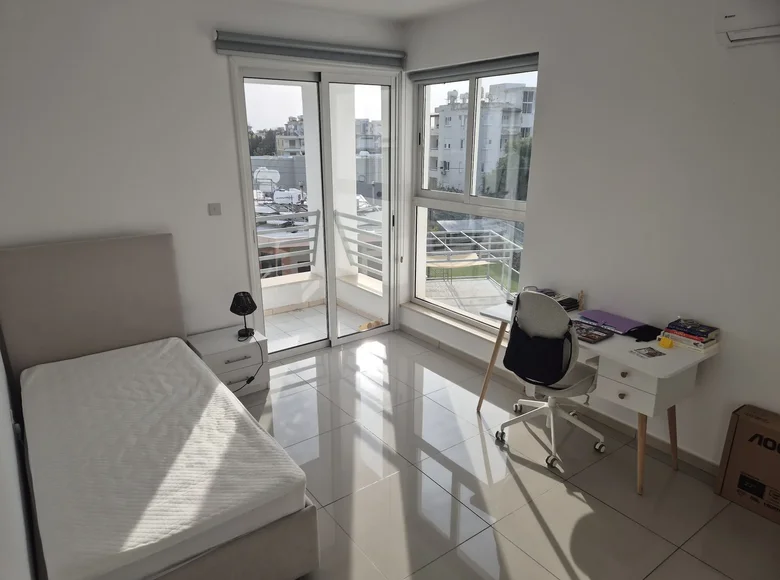 2 bedroom apartment 80 m² in Paphos Municipality, Cyprus