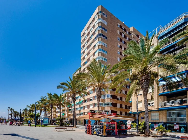 4 bedroom apartment 132 m² Torrevieja, Spain