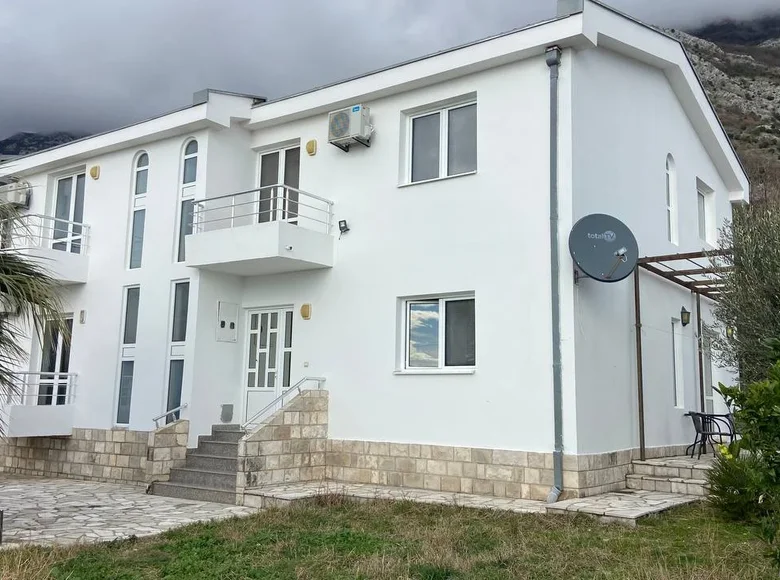 Dom 6 pokojów 194 m² Dindinovici, Czarnogóra