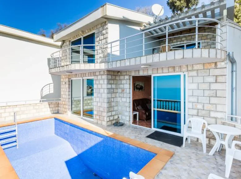 Haus 4 Schlafzimmer 232 m² Kruce Kerruci, Montenegro