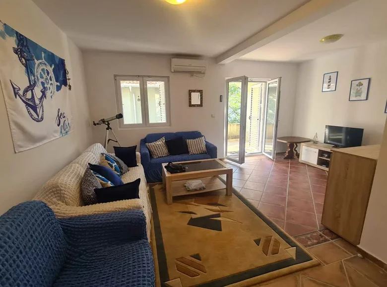 Wohnung 2 Schlafzimmer 56 m² Prcanj, Montenegro