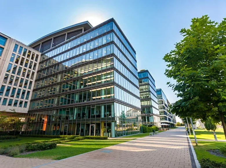 Commercial property 2 305 m² in Barcelona, Spain