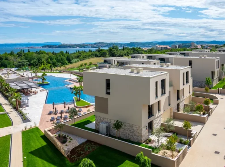 5 bedroom villa 452 m² Umag, Croatia