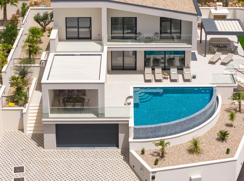 4 bedroom house 300 m² Croatia, Croatia