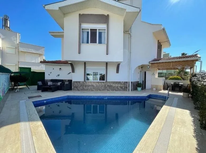 Willa 5 pokojów 165 m² Serik, Turcja