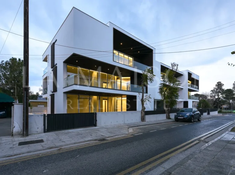 Mieszkanie 4 pokoi 135 m² w Nikozja, Cypr