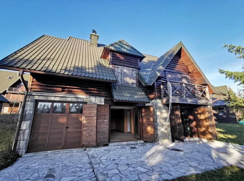 Haus 4 zimmer 259 m² Gemeinde Šavnik, Montenegro