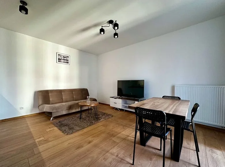 2 room apartment 39 m² in Warsaw, Poland