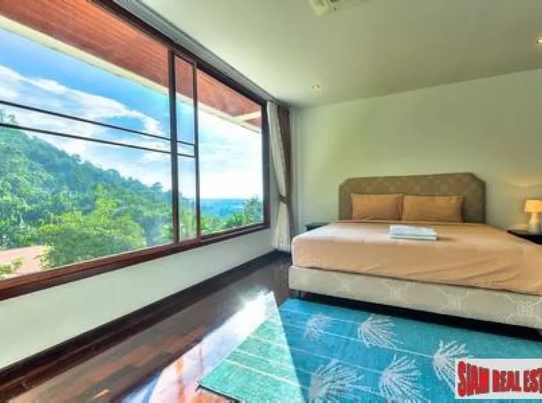villa de 5 chambres 450 m² Chalong, Thaïlande
