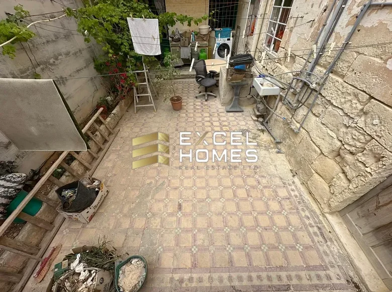 3 bedroom townthouse  Birżebbuġa, Malta