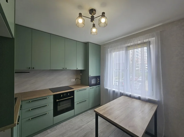 Квартира 3 комнаты 79 м² Прилуки, Беларусь