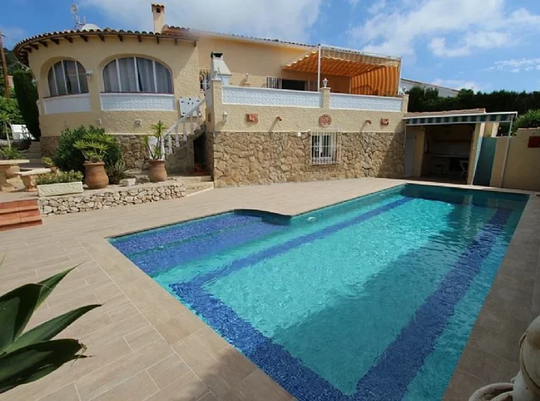 villa de 3 chambres 200 m² Calp, Espagne