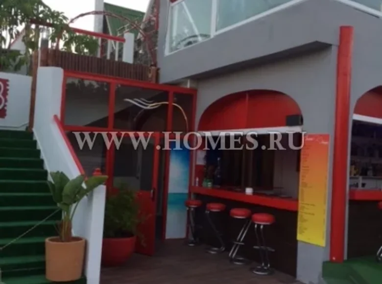 Commercial property 393 m² in Calp, Spain