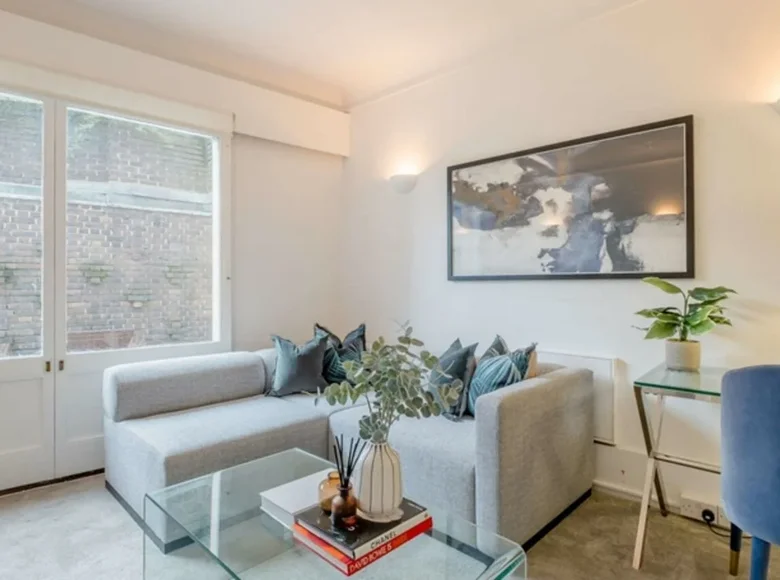 Wohnung 2 Schlafzimmer 83 m² in London, Großbritannien