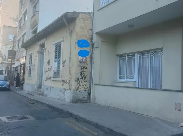 Commercial property 140 m² in Limassol, Cyprus