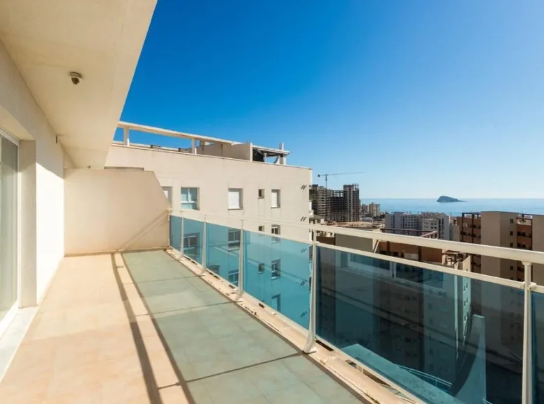 2 bedroom apartment 100 m² Estepona, Spain