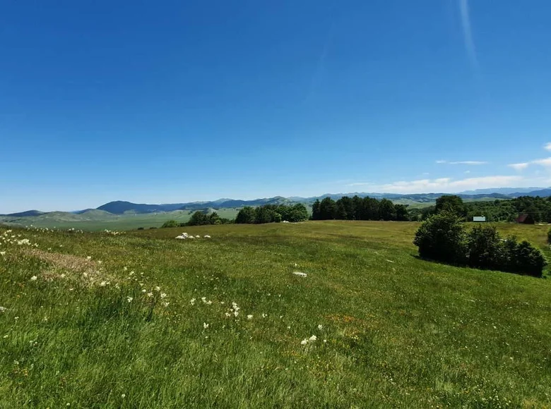 Atterrir 3 360 m² Virak, Monténégro