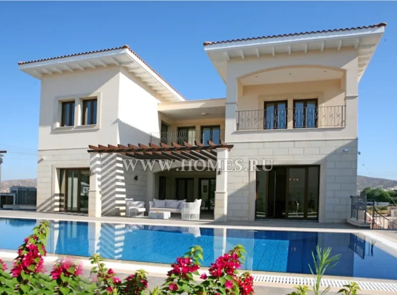 5-Schlafzimmer-Villa 588 m² Akrotiri, Zypern