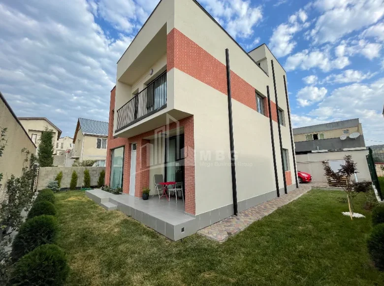 3 bedroom villa 240 m² Tbilisi, Georgia