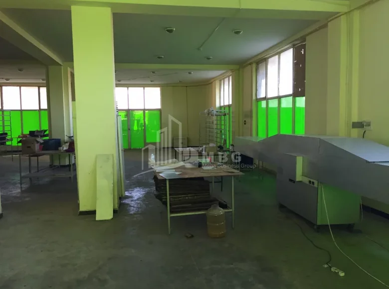 Propriété commerciale 650 m² à Tbilissi, Géorgie
