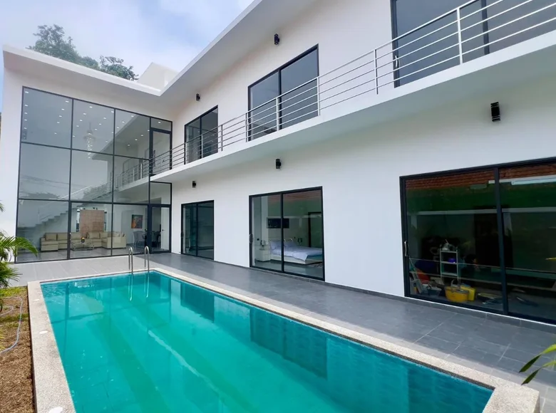 6-Schlafzimmer-Villa  Pattaya, Thailand