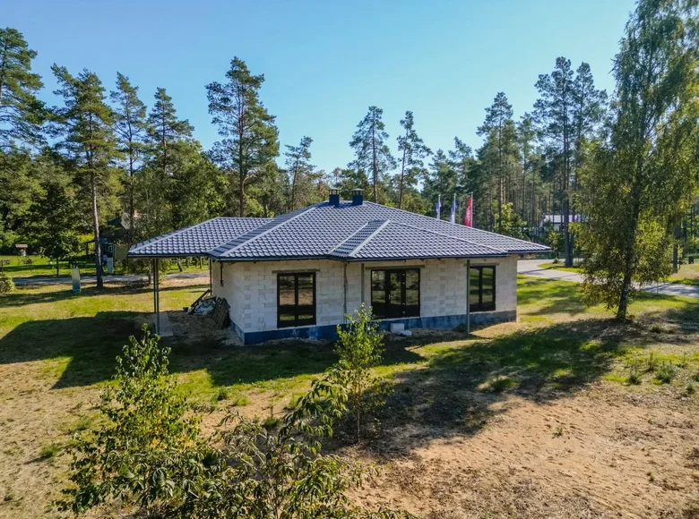 Дом 4 комнаты 219 м² Carnikavas pagasts, Латвия