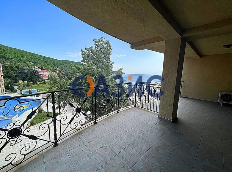 Mieszkanie 3 pokoi 120 m² Sweti Włas, Bułgaria