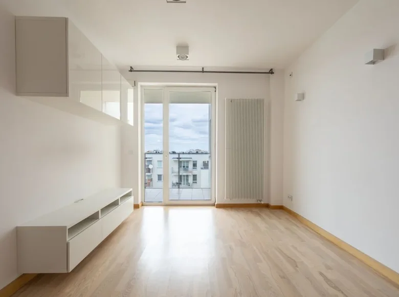 3 bedroom apartment 72 m² Warsaw, Poland