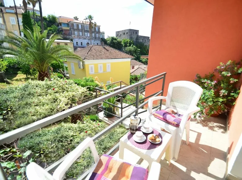 Casa 2 habitaciones 98 m² Herceg Novi, Montenegro