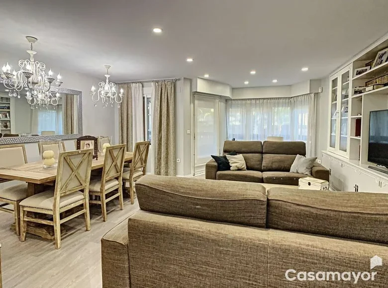 Квартира 136 м² Аликанте, Испания