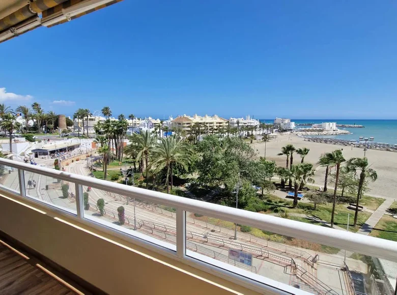 2 bedroom apartment 55 m² Benalmadena, Spain