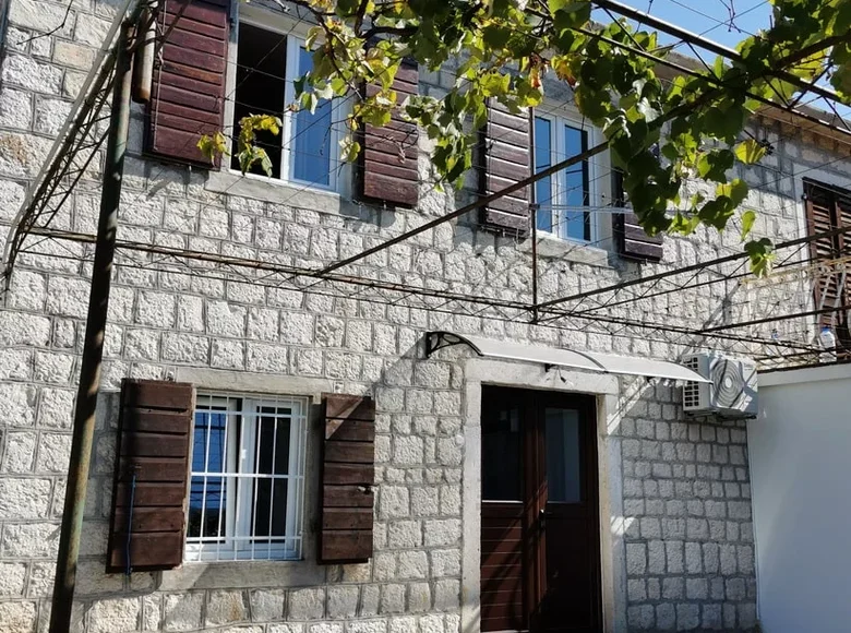 Townhouse 4 bedrooms  Kotor, Montenegro